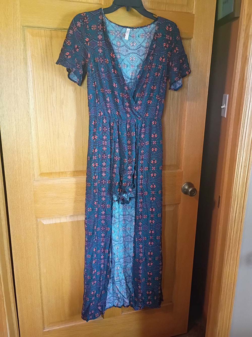 Xhilaration Navy Maxi Dress Shorts with Coral Print